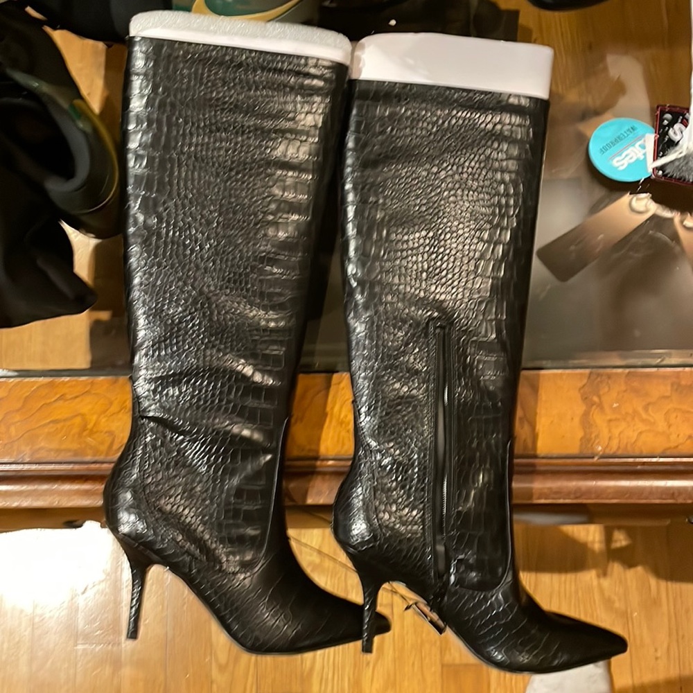 Express heels